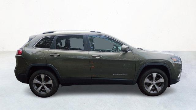 used 2021 Jeep Cherokee car, priced at $21,995