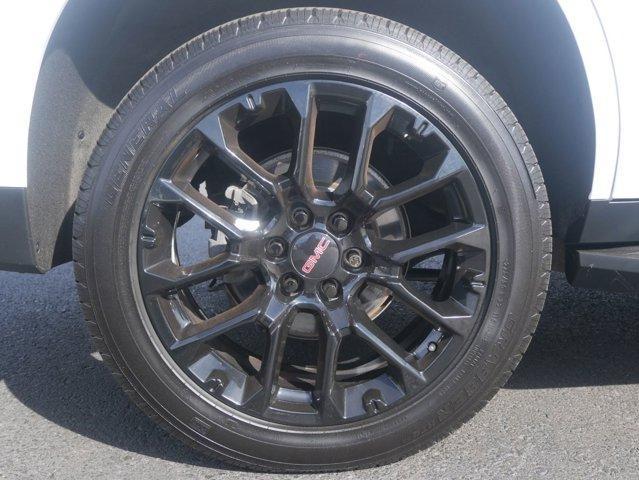 used 2022 GMC Yukon car, priced at $55,333