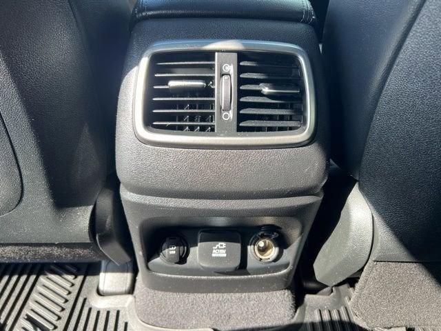 used 2019 Kia Sorento car, priced at $24,154