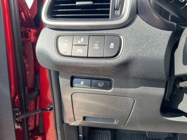 used 2019 Kia Sorento car, priced at $24,154