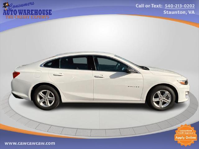 used 2022 Chevrolet Malibu car, priced at $27,899