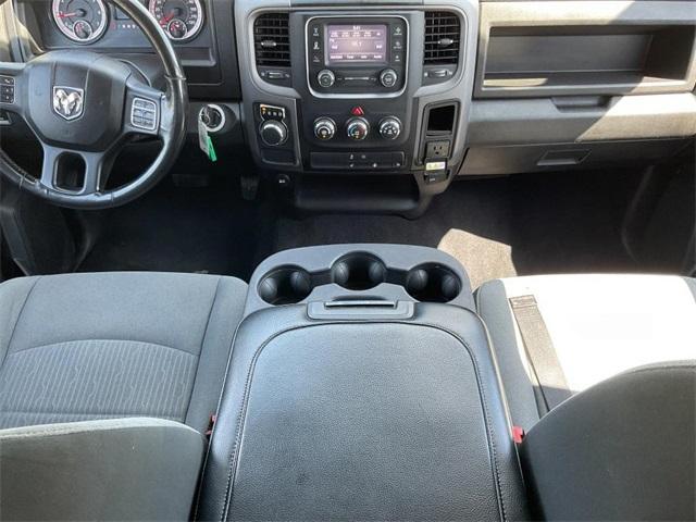 used 2022 Ram 1500 Classic car, priced at $25,000