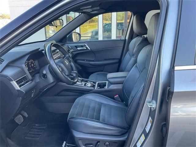 used 2024 Mitsubishi Outlander car, priced at $25,500