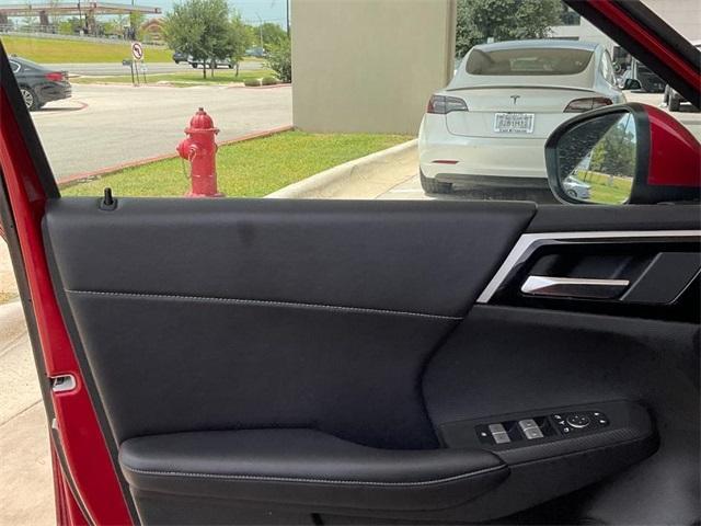used 2024 Mitsubishi Outlander car, priced at $24,000