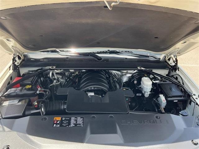 used 2015 Chevrolet Suburban car, priced at $23,500
