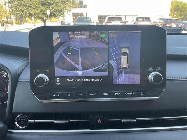 used 2023 Mitsubishi Outlander PHEV car, priced at $25,000