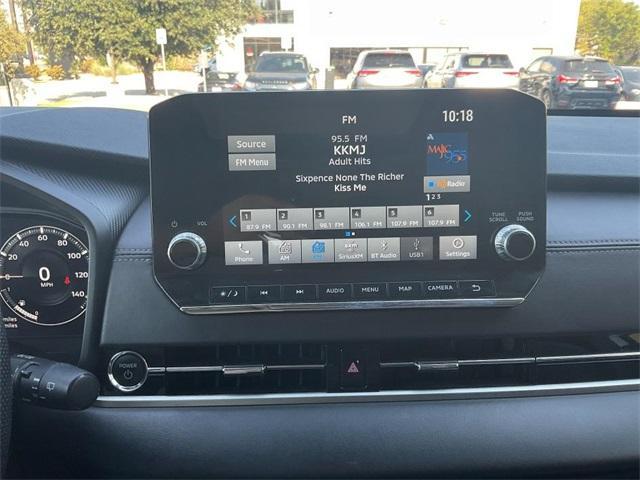 used 2023 Mitsubishi Outlander PHEV car, priced at $25,000