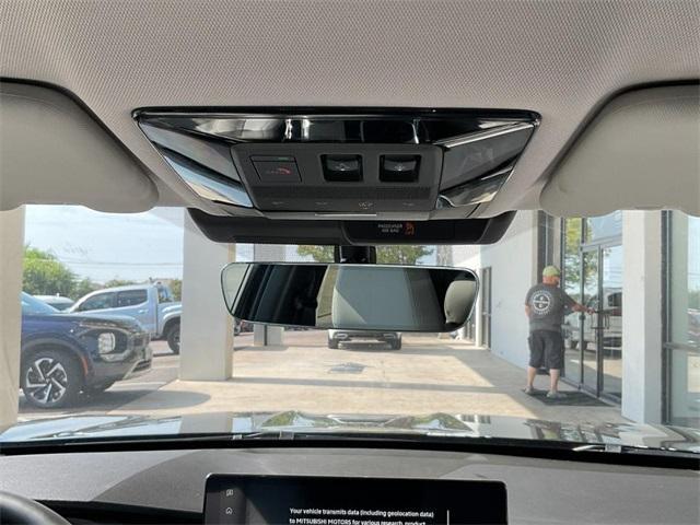 new 2025 Mitsubishi Outlander car, priced at $47,445