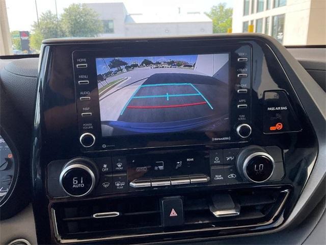 used 2021 Toyota Highlander car, priced at $30,000