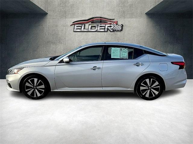 used 2022 Nissan Altima car, priced at $25,977