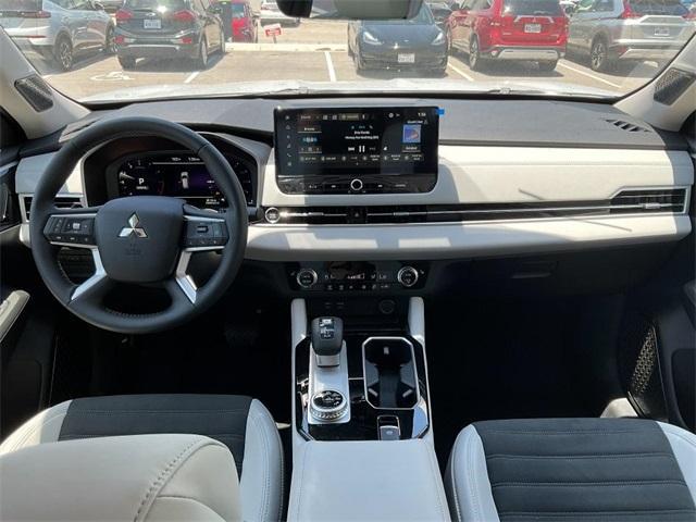 new 2025 Mitsubishi Outlander car, priced at $44,320