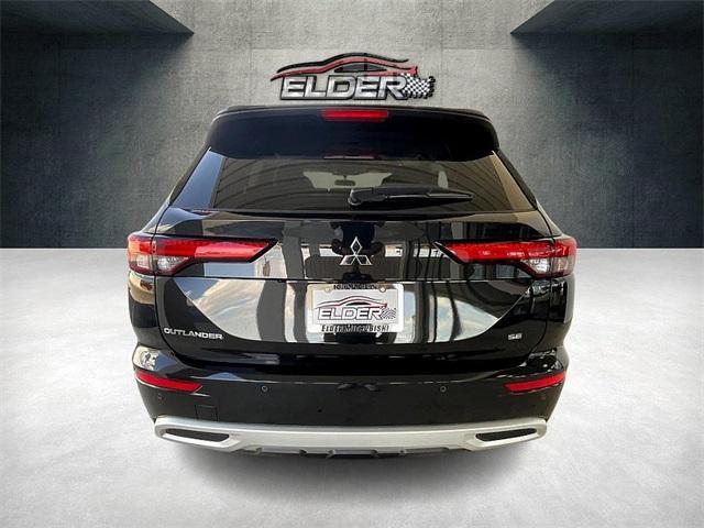 new 2024 Mitsubishi Outlander car, priced at $41,305