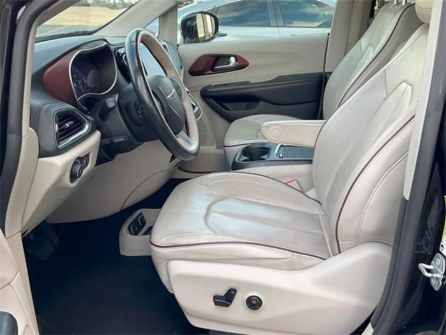 used 2020 Chrysler Pacifica car, priced at $25,977