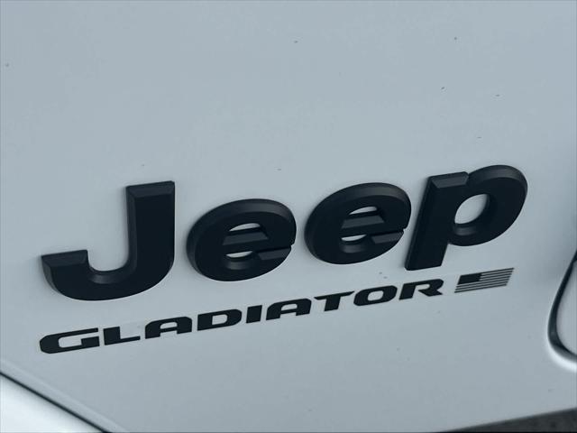 new 2024 Jeep Gladiator car, priced at $52,995