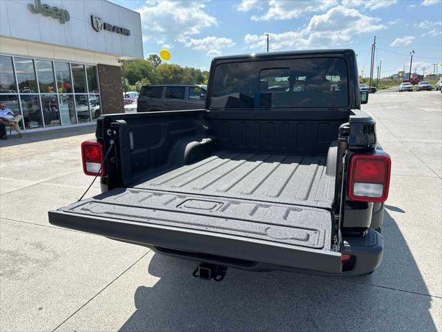 new 2024 Jeep Gladiator car, priced at $45,648