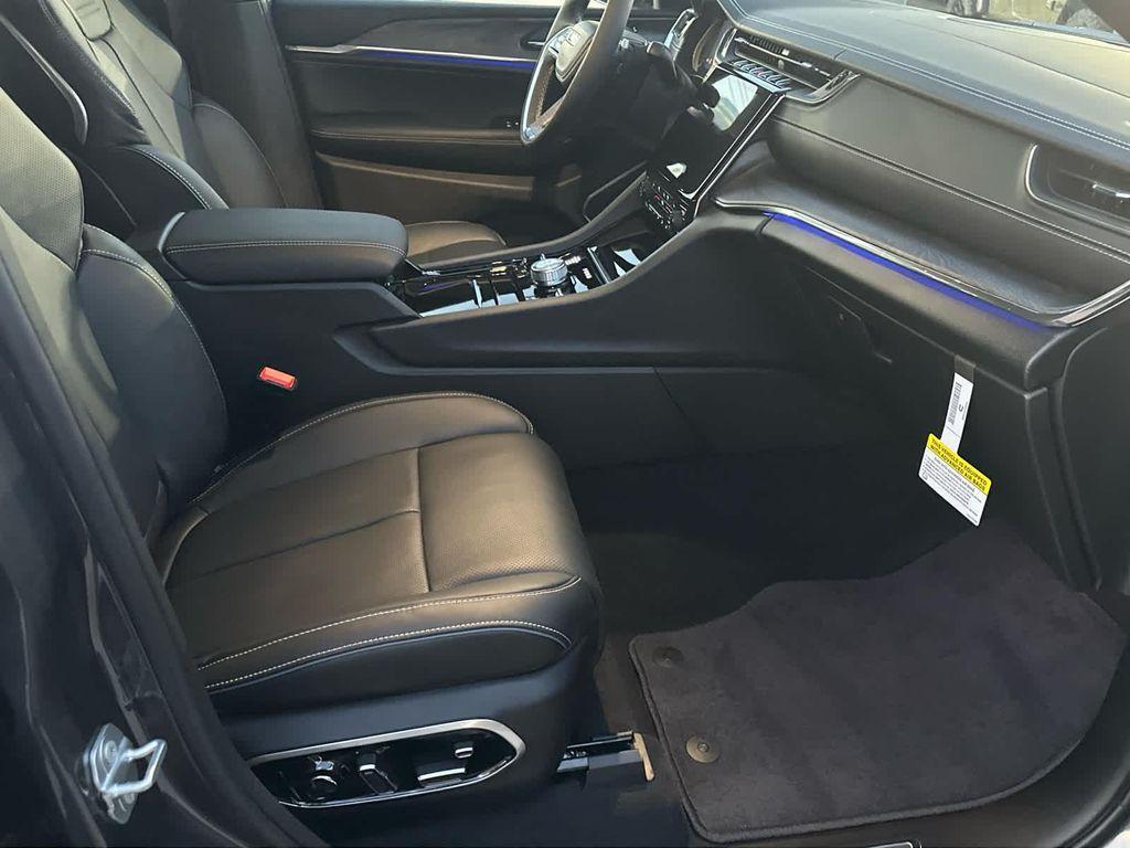 new 2025 Jeep Grand Cherokee L car, priced at $64,985