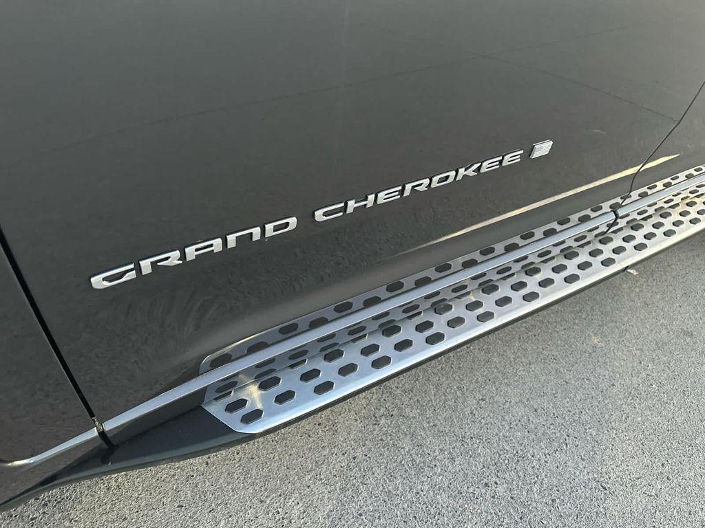 new 2025 Jeep Grand Cherokee L car, priced at $64,985