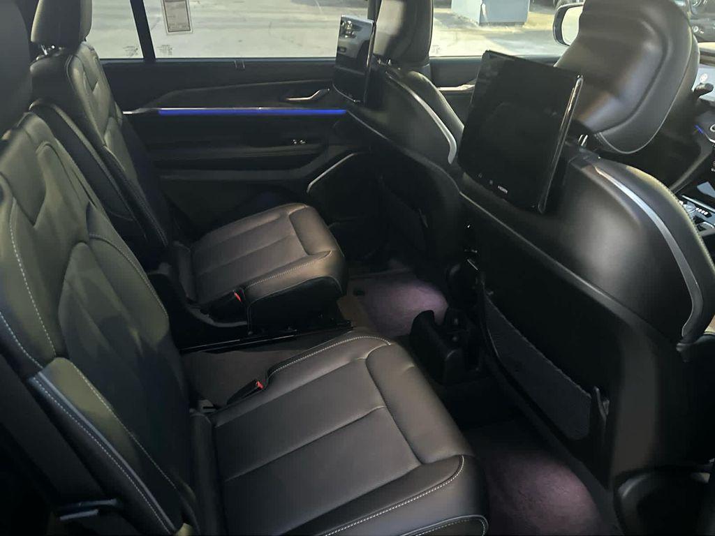 new 2025 Jeep Grand Cherokee L car, priced at $64,985
