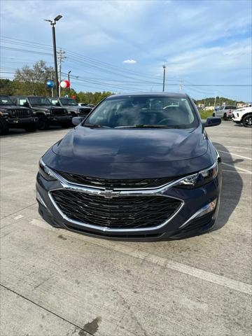 new 2025 Chevrolet Malibu car, priced at $27,570