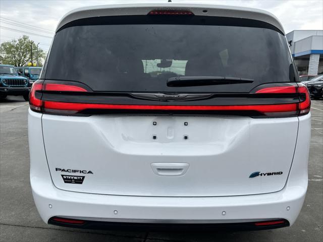 new 2024 Chrysler Pacifica Hybrid car, priced at $52,995