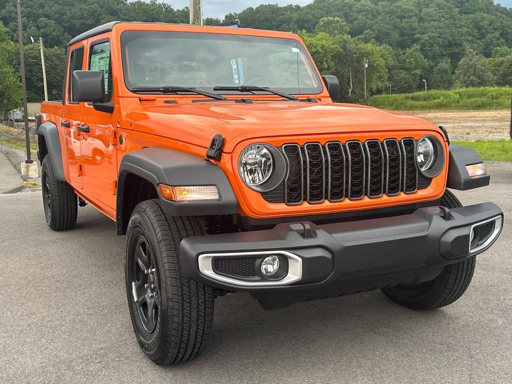 new 2025 Jeep Gladiator car, priced at $42,575