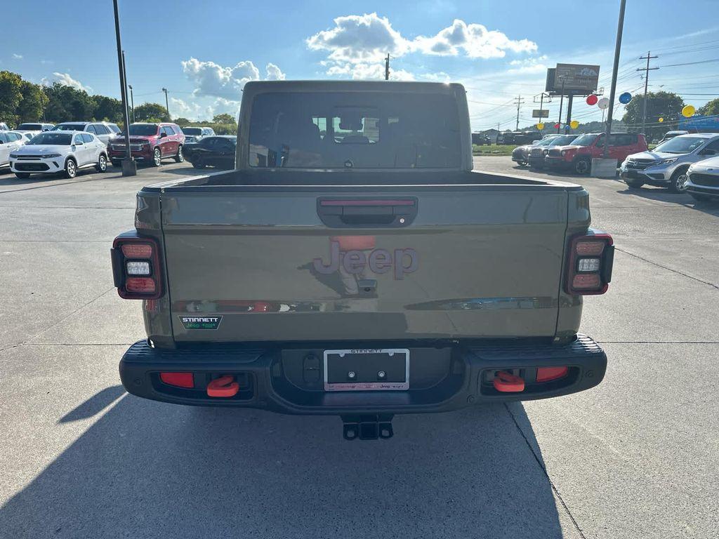 new 2025 Jeep Gladiator car, priced at $61,585