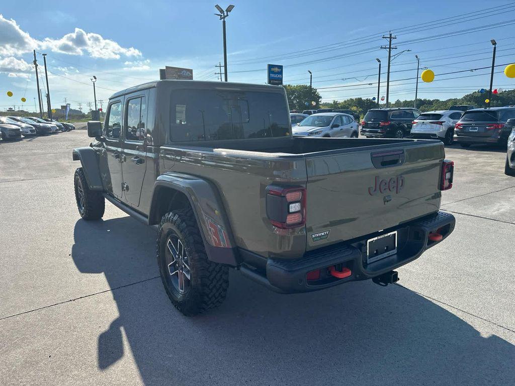 new 2025 Jeep Gladiator car, priced at $61,585