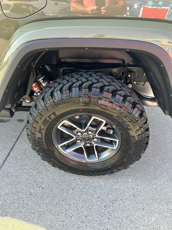 new 2025 Jeep Gladiator car, priced at $61,585