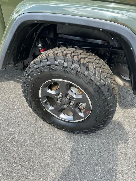 used 2021 Jeep Gladiator car, priced at $35,988