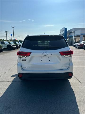 used 2017 Toyota Highlander car, priced at $15,988