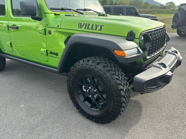 new 2025 Jeep Wrangler car, priced at $51,975
