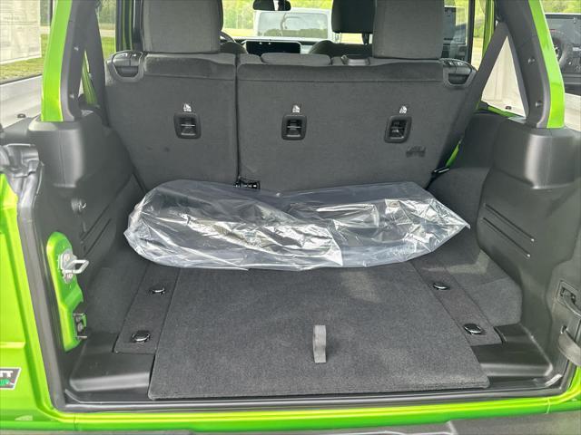 new 2025 Jeep Wrangler car, priced at $51,975