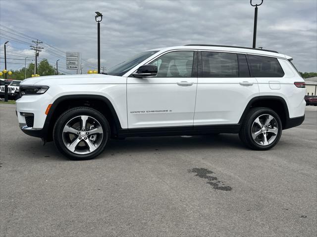 new 2024 Jeep Grand Cherokee L car, priced at $54,990