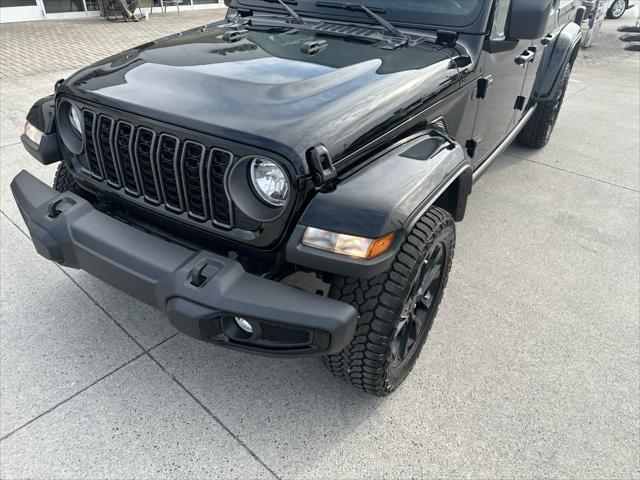 new 2024 Jeep Gladiator car, priced at $45,648