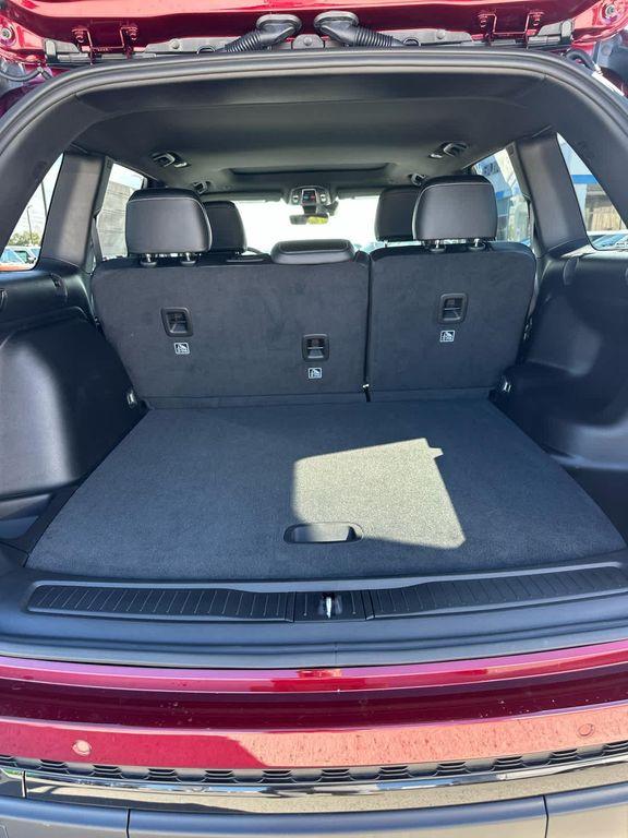 new 2025 Jeep Grand Cherokee car, priced at $45,995