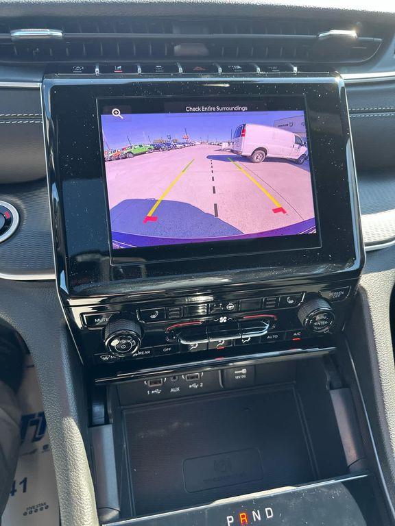 new 2025 Jeep Grand Cherokee car, priced at $45,995