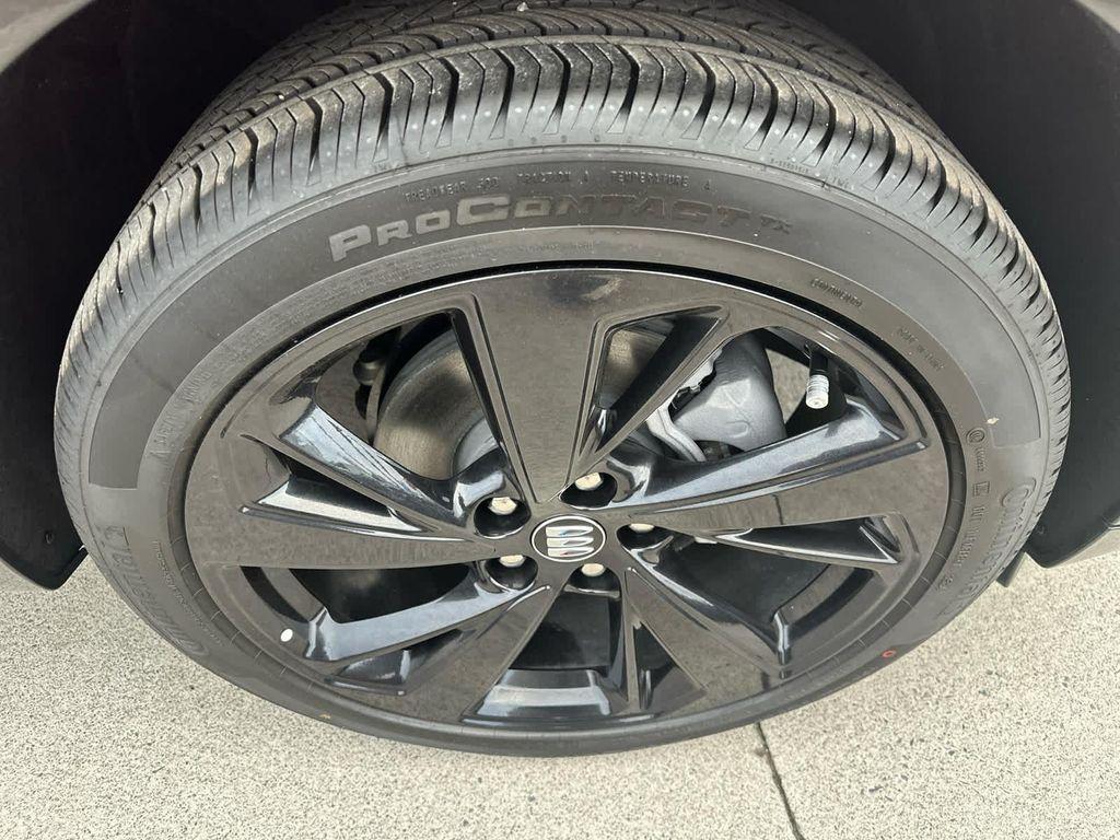 new 2025 Buick Envision car, priced at $41,330