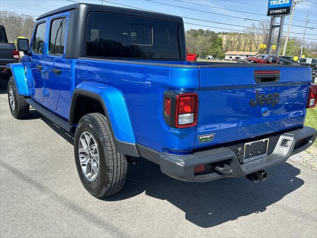 new 2024 Jeep Gladiator car, priced at $48,990