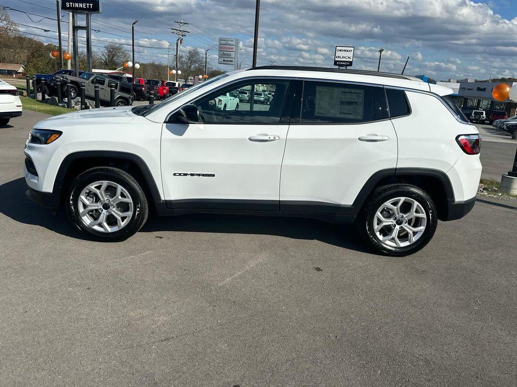 new 2025 Jeep Compass car, priced at $28,995