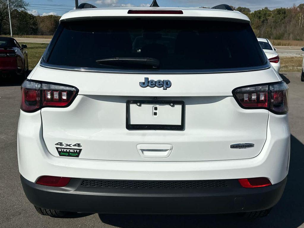 new 2025 Jeep Compass car, priced at $28,995