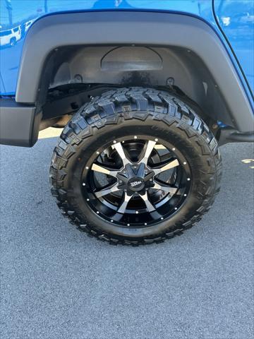 used 2015 Jeep Wrangler Unlimited car, priced at $16,988