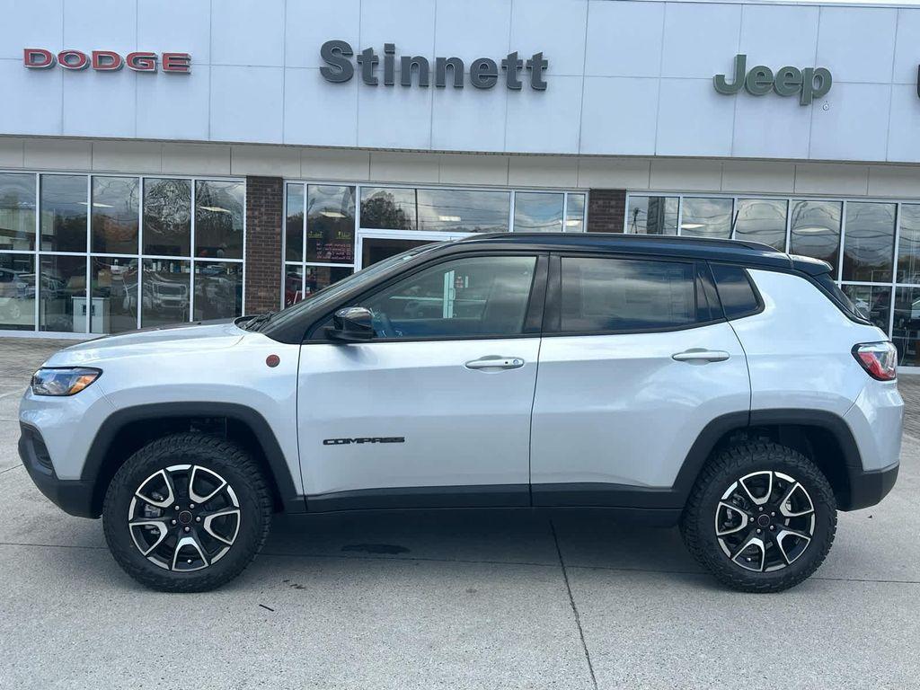 new 2026 Jeep Compass car, priced at $35,510