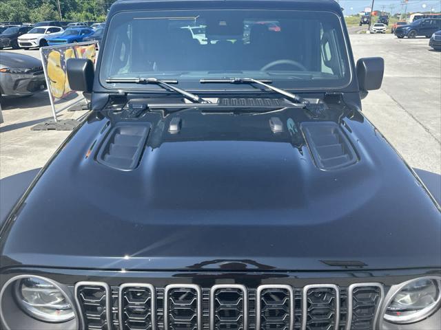 new 2024 Jeep Gladiator car, priced at $59,996