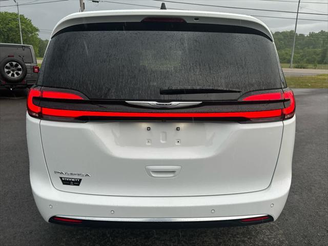 new 2025 Chrysler Pacifica car, priced at $55,730