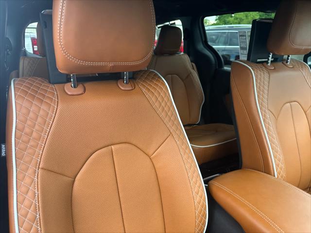 new 2025 Chrysler Pacifica car, priced at $55,730