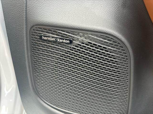 new 2025 Chrysler Pacifica car, priced at $55,730
