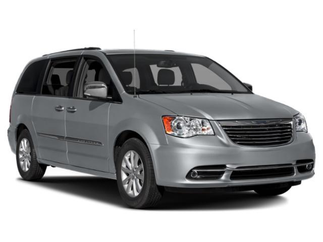 used 2015 Chrysler Town & Country car