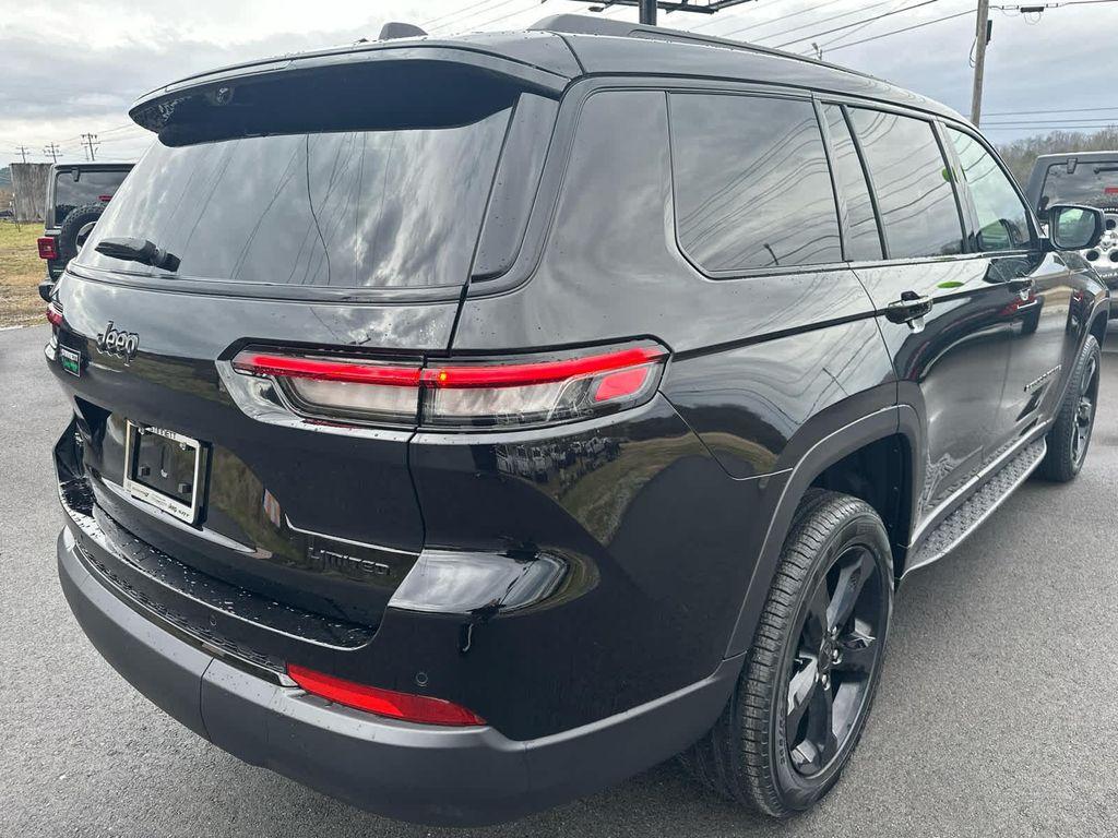 new 2025 Jeep Grand Cherokee L car, priced at $55,585