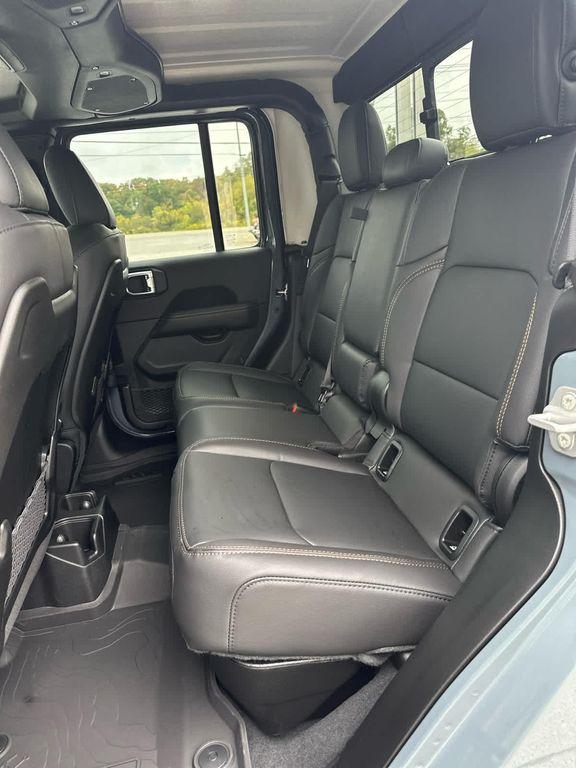 new 2025 Jeep Gladiator car, priced at $46,780