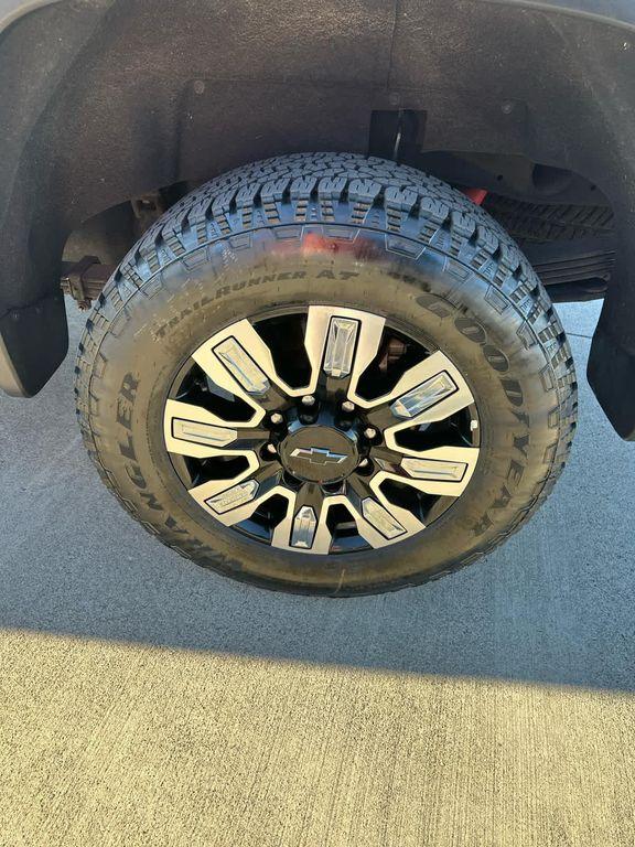 used 2022 Chevrolet Silverado 2500 car, priced at $59,995